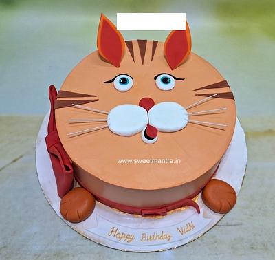 Ginger Cat face cake in cream - Cake by Sweet Mantra Homemade Customized Cakes Pune