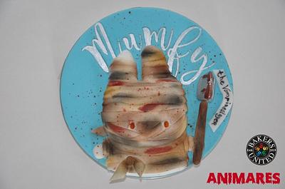 Mumfy the Vampireslayer cake topper - Animares Collaboration - a Cake Collective Collaboration - Cake by Bonnie’s 🧡 Bakery
