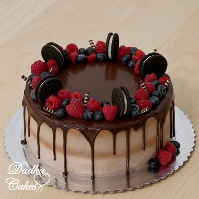 Drip cake - Cake by Dadka Cakes