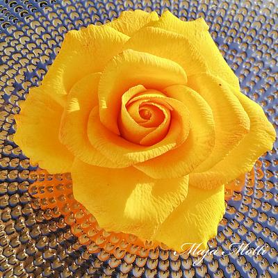 Žlutá růže  - Cake by Maja Motti