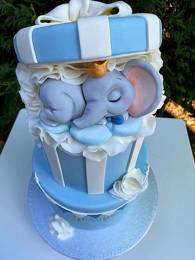 Baby elephant - Cake by Stefano Russomanno