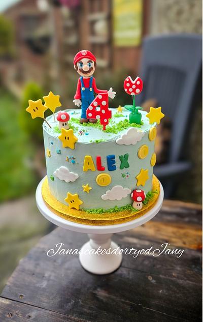 Super Mario ❤️  - Cake by Jana1010