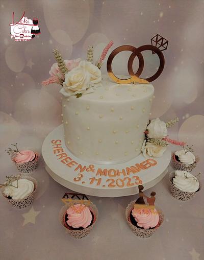 "Engagement cake &cupcakes" - Cake by Noha Sami