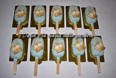Crown cakepops sicles - Cake by Daria Albanese