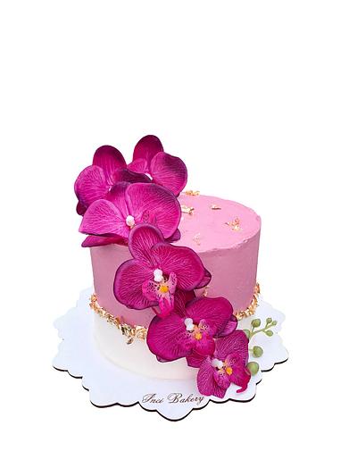 Orchid Cake - Cake by Inci Bakery