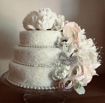 Vintage Wedding Cake - Cake by Sugar by Rachel