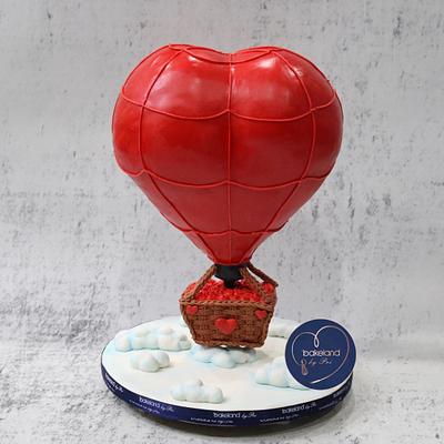 Heart hot air ballon  - Cake by Priyanka Gupta