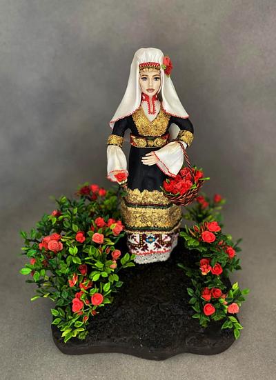 Girl with roses - Cake by WorldOfIrena