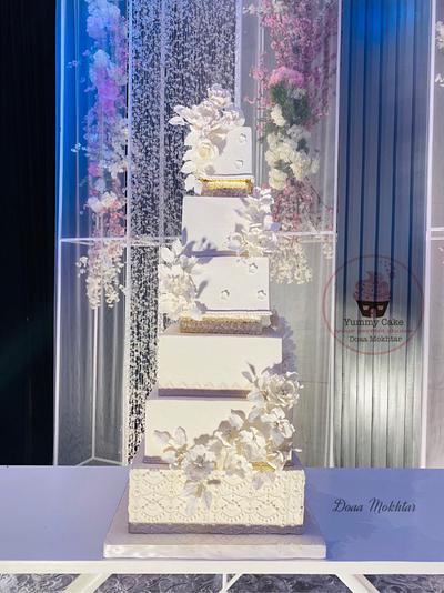 White wedding cake - Cake by Doaa Mokhtar