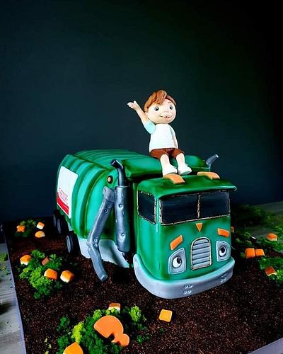 Trash Truck - Cake by Radoslava Kirilova (Radiki's Cakes)