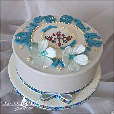 Folk wedding cake - Cake by Tortolandia