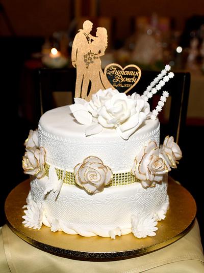 A wedding cake - Cake by Irena Ivanova 