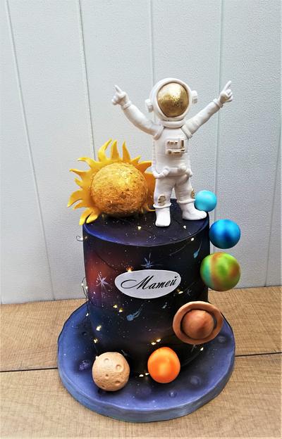Astronaut - Cake by Nora Yoncheva