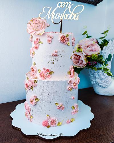 Roses wedding cake - Cake by Vyara Blagoeva 