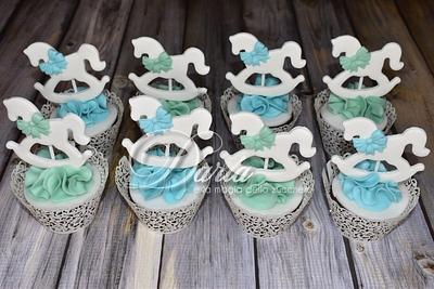 Carousel horses cupcakes - Cake by Daria Albanese