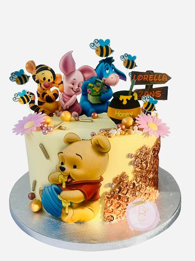 winnie the pooh  - Cake by DreamYourCake