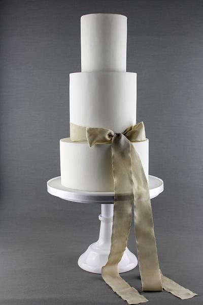 Something simple - Cake by Designer Cakes By Timilehin