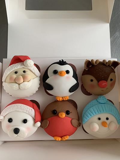 Christmas cupcakes - Cake by Popsue