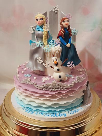 Frozen cake - Cake by ClaudiaSugarSweet
