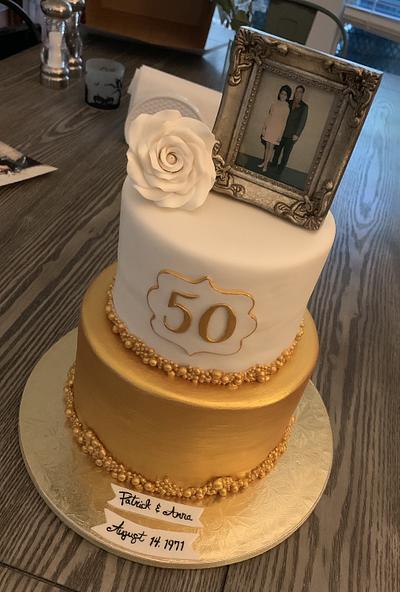 50th Anniversary  - Cake by Naturepixie