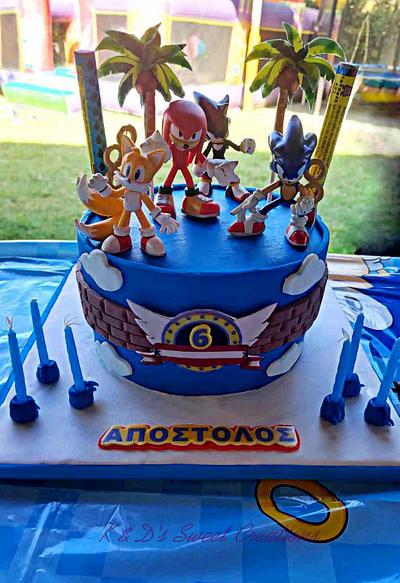 Sonic birthday cake - Cake by Konstantina - K & D's Sweet Creations