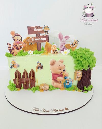 1/2 Winnie the Pooh  - Cake by Kristina Mineva