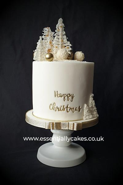 White Christmas - Cake by Essentially Cakes