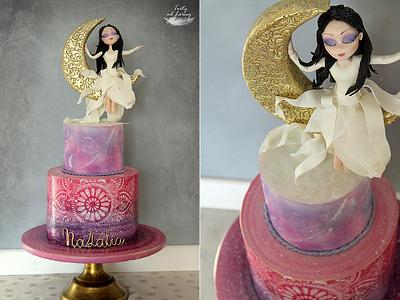 Golden Moon - Cake by Lorna