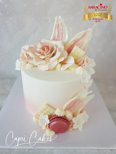Little wedding cake - Cake by Claudia Kapers Capri Cakes