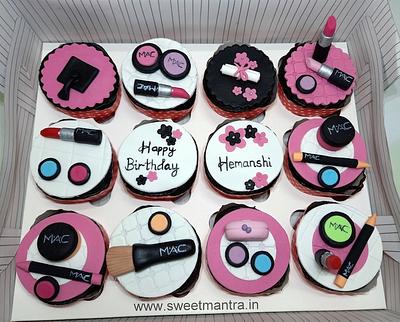 Cupcakes for girlfriend - Cake by Sweet Mantra Homemade Customized Cakes Pune