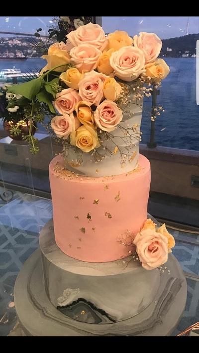 Engagement Cake Wedding Cake - Cake by Mora Cakes&More