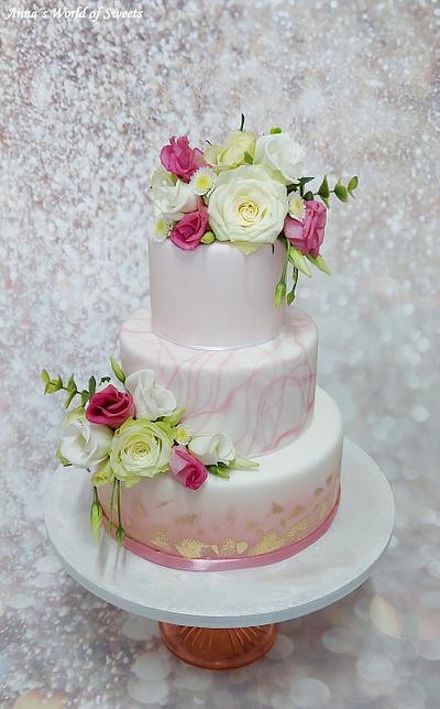 Romantic Pink & gold wedding cake - Cake by Anna's World of Sweets 