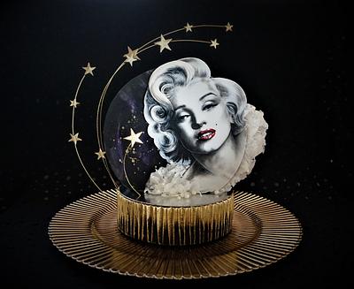 Marilyn ♥ - Cake by Torty Zeiko