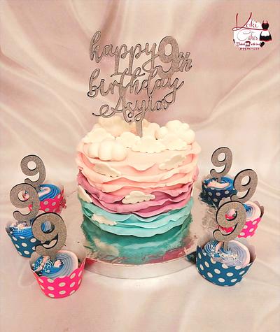 "On the clouds cake & cupcakes" - Cake by Noha Sami