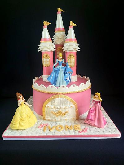 The castle of the princess - Cake by Elena Golemanova