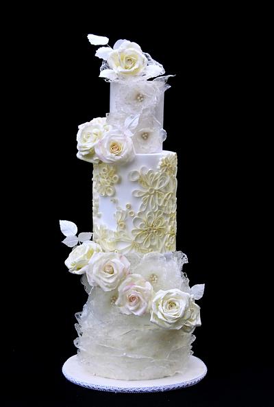 Wafer paper wedding cake - Cake by Zuzana Bezakova