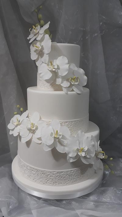 White orchid wedding - Cake by Julissa 