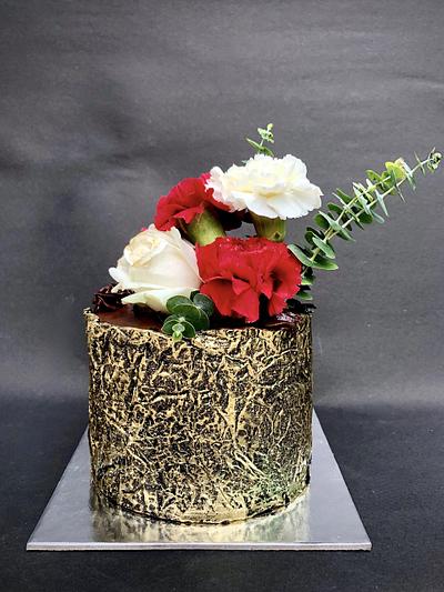 The golden effect... - Cake by Rebecca29
