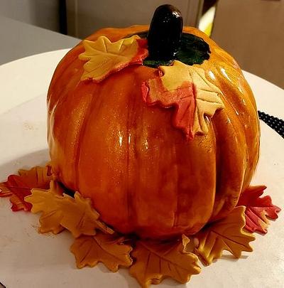 My Little Pumpkin - Cake by Celene's Confections
