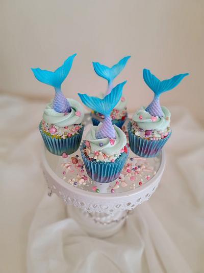 Pastel y cupcakes, Sirenita 💞 - Cake by Alejandra Santillán