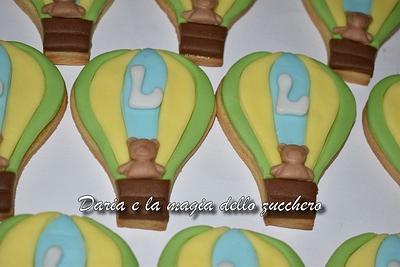 hot air balloon cookies - Cake by Daria Albanese