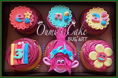Cupcakes Troll - Cake by Cécile Fahs