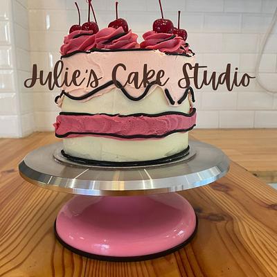 Cartoon Cake  - Cake by Julie Donald