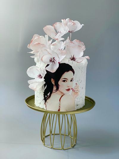 Japanese girl - Cake by Dsweetcakery