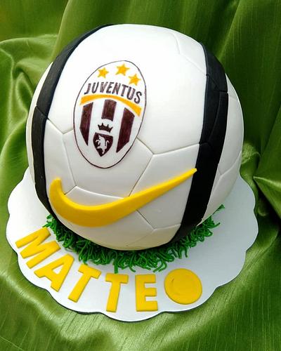 Juventus football cake - Cake by Vanilla B art