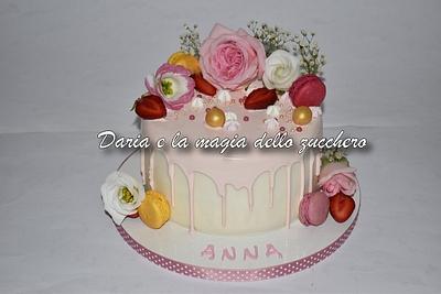 Romantic drip cake - Cake by Daria Albanese