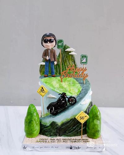  Motorcycle Touring-Themed Birthday Cake - Cake by Dapoer Nde