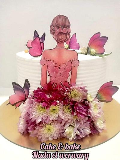 Flowers and butterflies cream cake - Cake by Nadacakeandbake