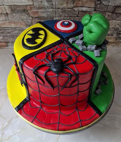 Heroes - Cake by Miavour's Bees Custom Cakes