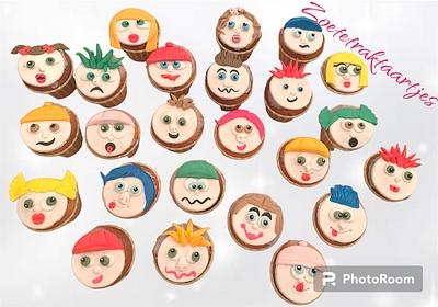 Funny faces cupcakes  - Cake by Mo